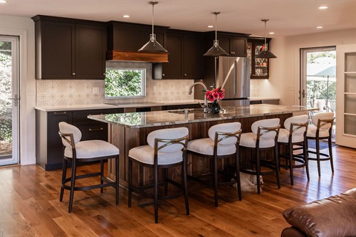 Gallery Image J17A0042.jpg