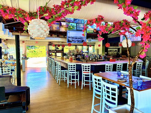 Gloucester's prettiest bars indoor and outdoor