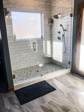 Gallery Image master-bathroom-remodeling-ideas-custom-shower.jpg