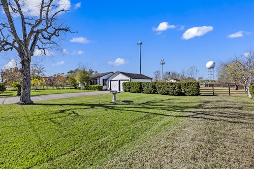 Gallery Image 05-1407_Bess_Rd-4.jpg