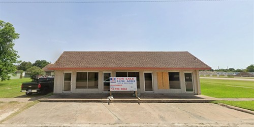 917 & 921 Building Before Remodel May 2025