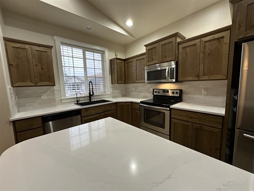 Gallery Image IMG_7552.jpeg