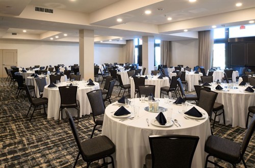 Gallery Image Peregrine_Conference_Room_2.JPG