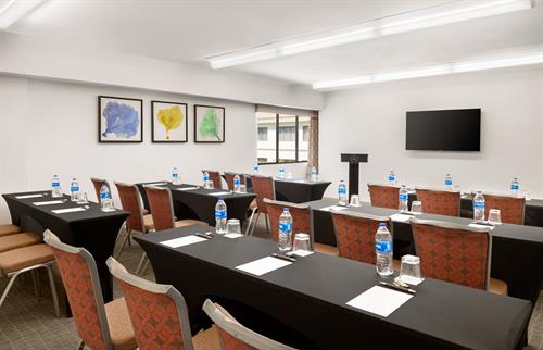 Edgewood Meeting Room Classroom Edgewood Meeting Room Classroom