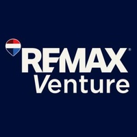Remax Venture-Molly Hendrickson