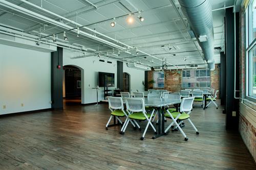 Gallery Image Denison_Edge-6_(1)(2).jpg