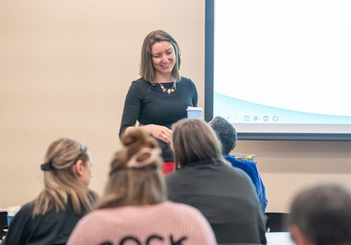 Speaking at a symposium in Toledo on the topic: Navigating Hard Conversations with Emotional Intelligence.