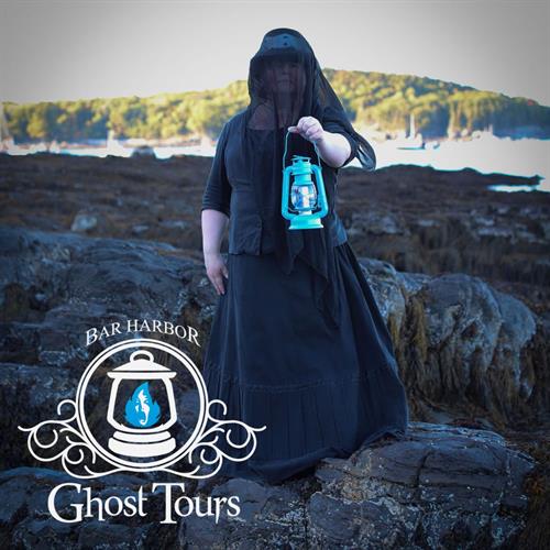 Join us for a memorable evening on the ragged coast of Maine with unforgettable stories of ghosts and secret history.