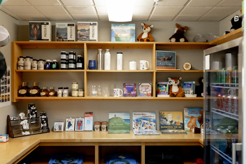 Gallery Image 3X9A8118.jpg