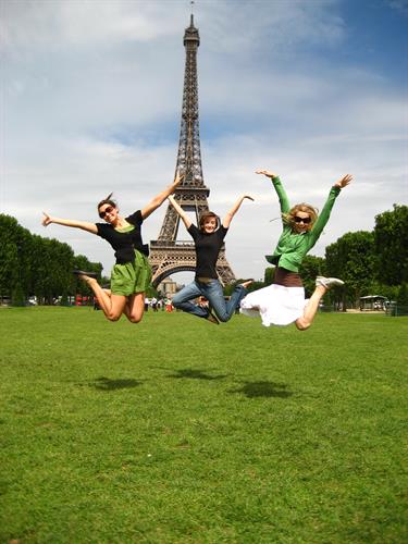 Gallery Image Eiffel_Tower_.jpg