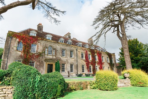 Holbrook Manor