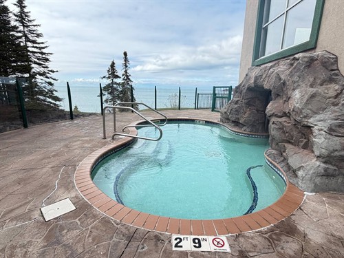 Outdoor hot tub