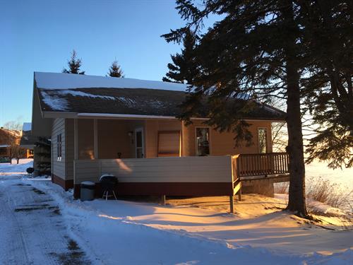 Year round cabin in winter, #8