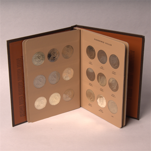 Gallery Image 1971-1978_Eisenhower_Dollar_32-Coin_Dansco_Collection_(1).png