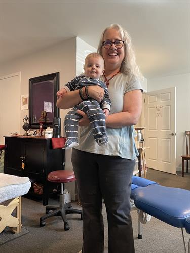 Babies love to be adjusted Babies love to be adjusted