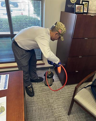 Gallery Image chamber_spray_4.jpg