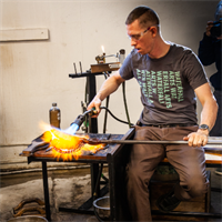 Glassblowing Workshop: Make A Stemless Wine Glass