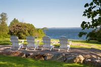 Captain Nickels Inn