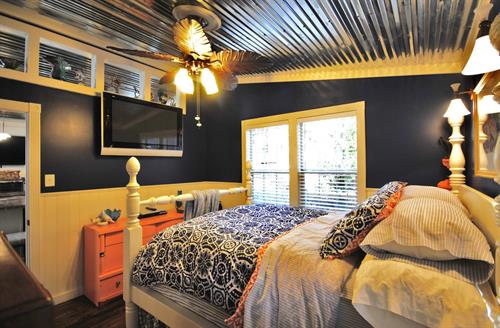 See more about our accommodations at: http://thedocksidecottages.com/acommodations/