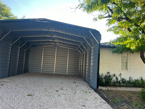 Carport w/ Sides Closed 