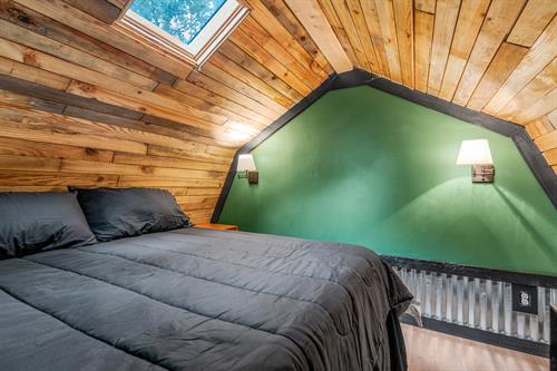 Gallery Image AirBNBi-13.jpg