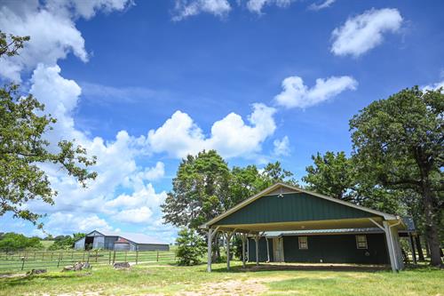 Longhorn cabin 2bd, 1ba, close proximity to activity area