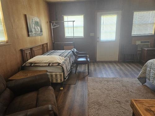 Gallery Image Inside_4_to_front_door.jpg