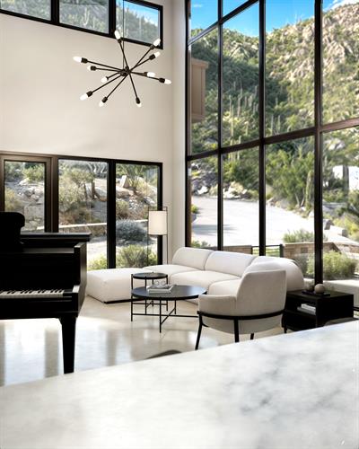 Gallery Image Interior_005.jpg