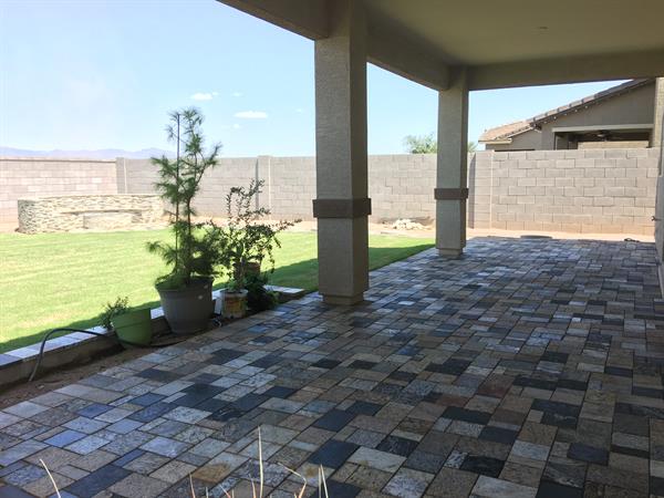 Earth Blend Paver Patio