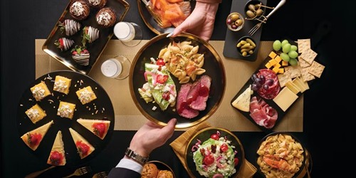 Gallery Image Morton's_Off-Site_Catering_Table.jpg