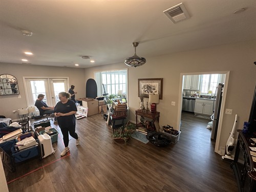Gallery Image Lotting_in_Reston_VA.JPG