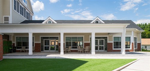 Gallery Image outdoor_community_room.jpg