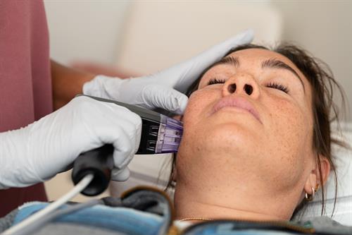 Gallery Image Branding-Portraits-Wallingford-CT-24.jpeg