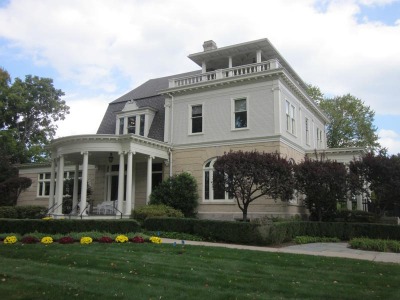 Gallery Image huntington_house.jpg