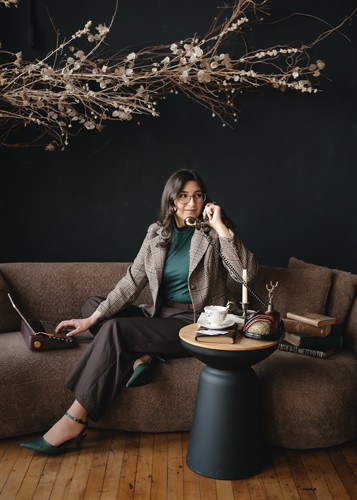 Gallery Image Creative_Branding_Session_at_Gentle_Bull_Studios_in_West_Hartford_CT_Micky_Bones_Photography-48_(1).jpg