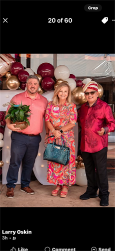 Gallery Image GURU_DEREK.png