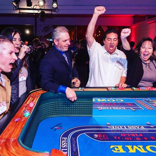Gallery Image craps1.jpg Gallery Image craps1.jpg