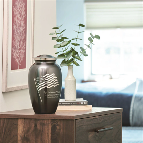 Gallery Image Classic_Flag_Full_Size_Urn_in_Home.png