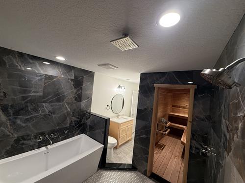 Gallery Image IMG_7833.jpeg