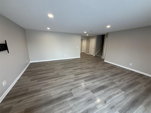 Gallery Image IMG_9981.jpeg