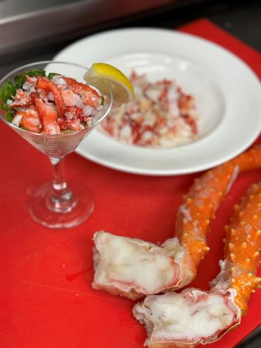 Alaskan King Crab Legs & Cocktail