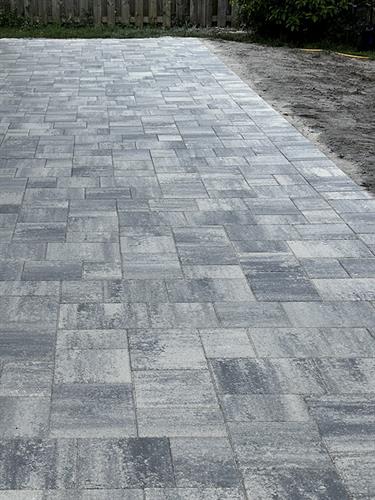 Gallery Image backpatio-600x800.jpg