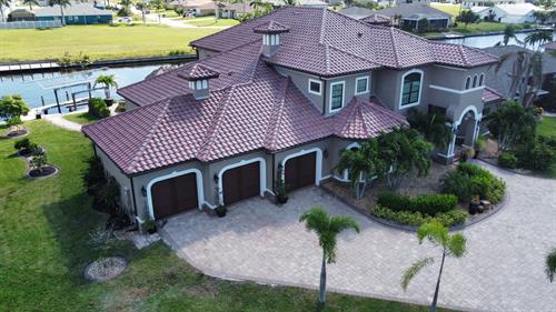 Gallery Image item_6c83401a-3d0c-4813-8955-af4117be1655.jpg