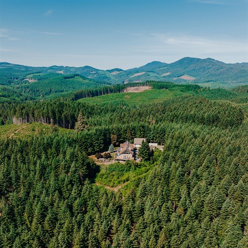 A beautiful look at our customer’s finished job in the heart of the Willamette Valley, built to last and backed by integrity.