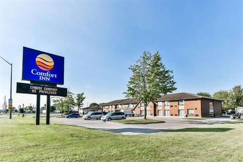 Welcome to the Comfort Inn in Chatham -- 1100 Richmond Street.