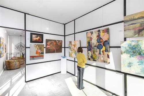 Gallery Image 047A6868.jpeg