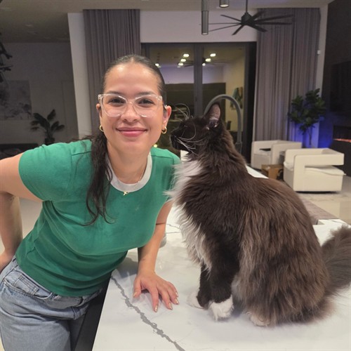 Amarilys, Pet Concierge