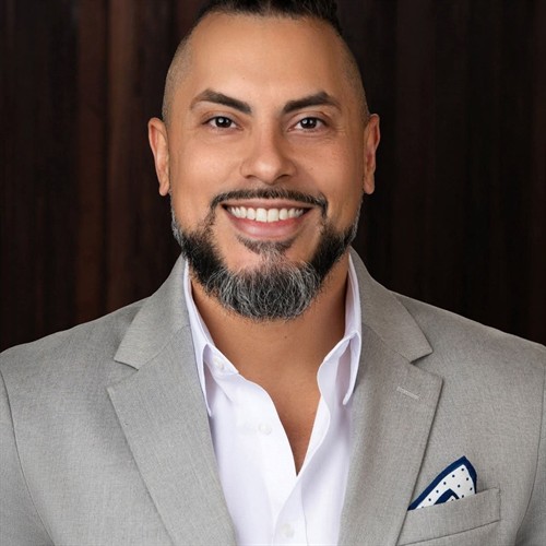 Gallery Image headshot.jpg