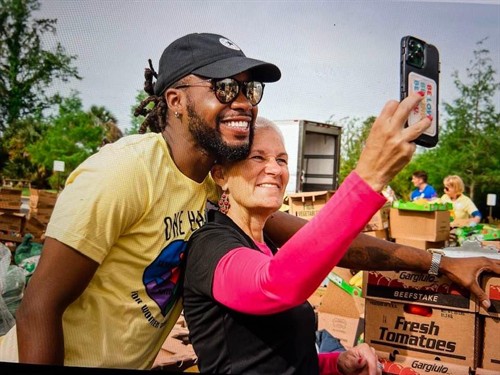 Volunteers are the heart of everything we do. Every hour served, every box packed, and every smile shared helps change a life. Join us in ending hunger, building community, and empowering hope.