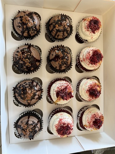 Scratch-Made Cupcakes – Freshly Baked with Premium Ingredients for Every Celebration